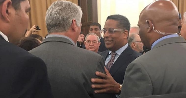 Hugo Cancio felicita a Díaz-Canel por subir salarios